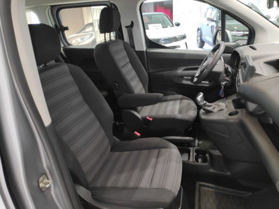 Opel Combo Life 1.5D 100 CV S&S Elegance (9)
