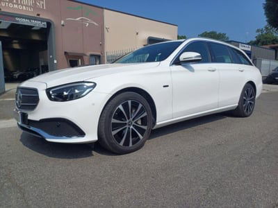 Mercedes-Benz Classe E Station Wagon 300 de Auto EQ-Power Business Sport usata