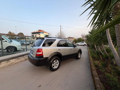 Kia Sorento 2.5 16V CRDI 4WD Active (4)