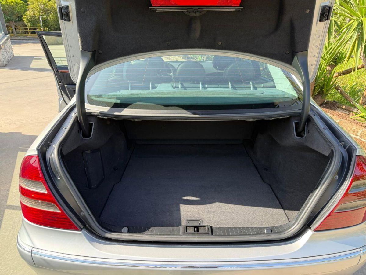 Mercedes-Benz Classe E 270 CDI cat Elegance (11)