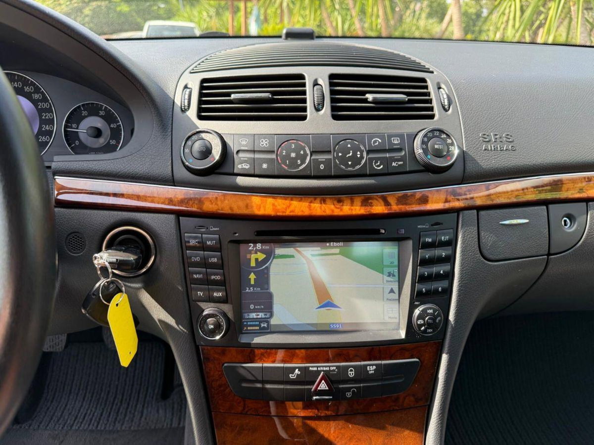 Mercedes-Benz Classe E 270 CDI cat Elegance (17)