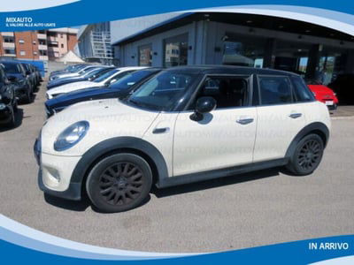 MINI Mini 1.5 Cooper D Business 5 porte usata