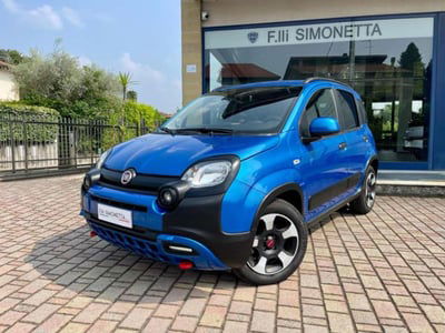 Fiat Panda Cross 1.0 firefly hybrid Cross s&s 70cv 5p.ti usata