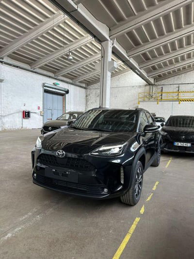 Toyota Yaris Cross 1.5 Hybrid 5p.E-CVT AWD-i Orange Edition nuova
