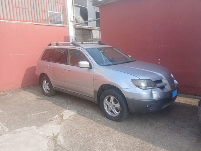 Mitsubishi Outlander 2.4i 16V 4WD