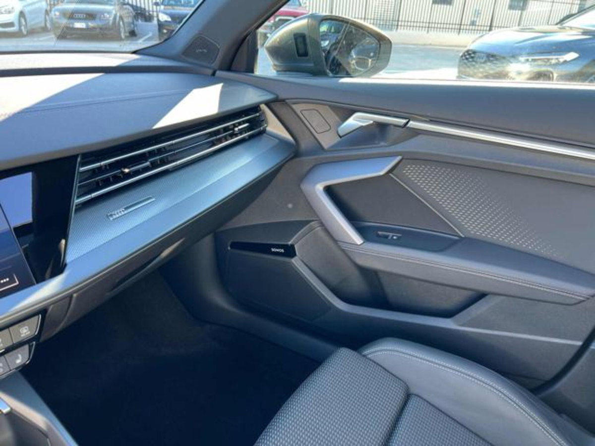 Audi A3 Sportback 35 TDI S tronic S line edition (17)
