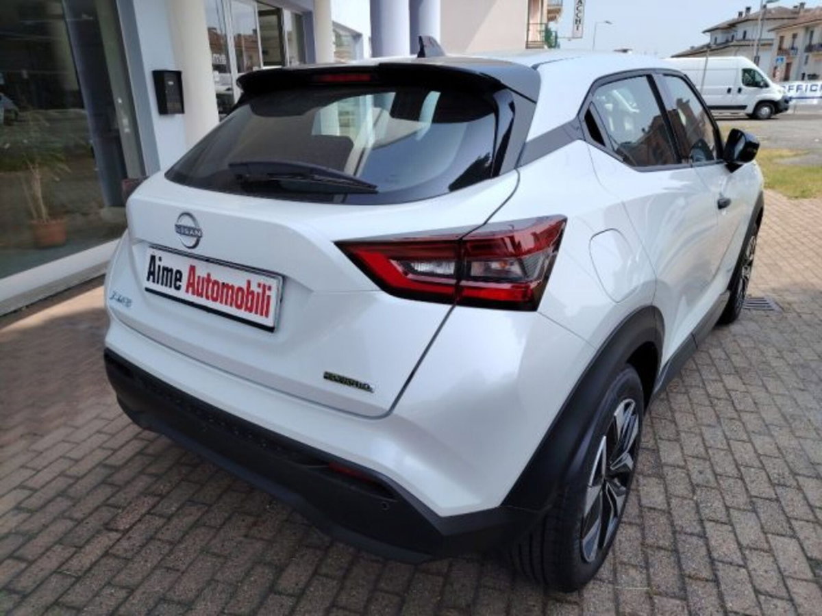 Nissan Juke 1.6 hev Acenta (2)