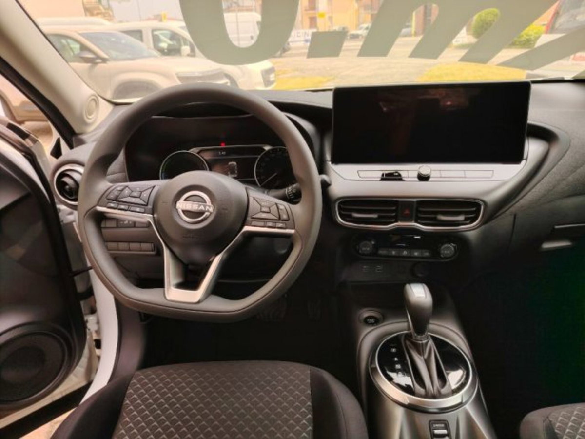 Nissan Juke 1.6 hev Acenta (6)