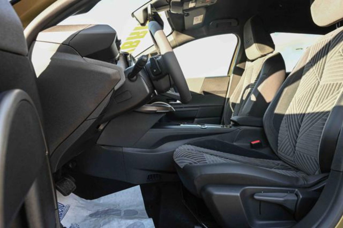 Lancia Ypsilon 1.2 mhev Edizione Limitata Cassina e-dct (13)