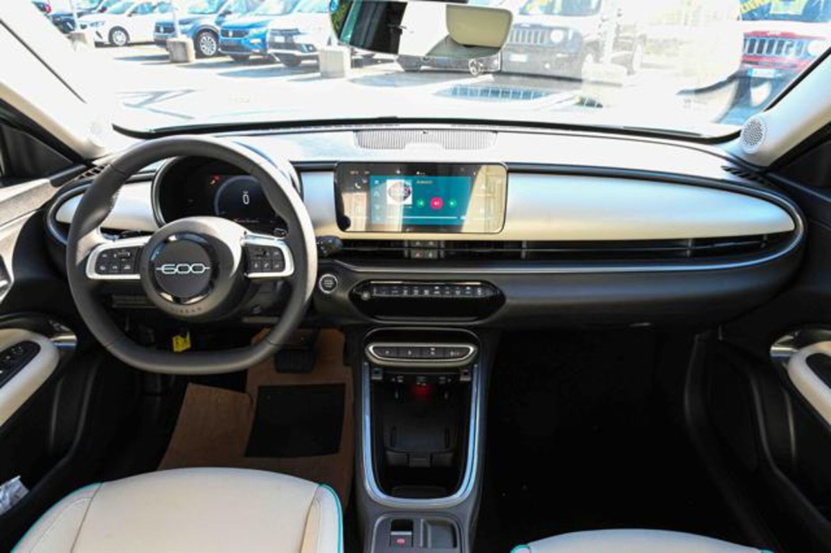 Fiat 600 1.2 La Prima 100cv (8)
