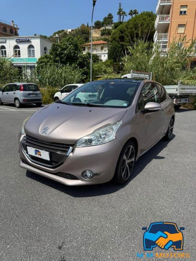 Peugeot 208 e-HDi 115 CV Stop&Start 3 porte Allure usata