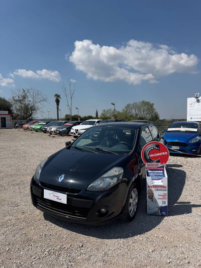 Renault Clio 1.2 16V 3 porte usata