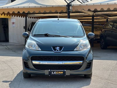 Peugeot 107 68CV 5p. Sweet Years 2Tronic usata