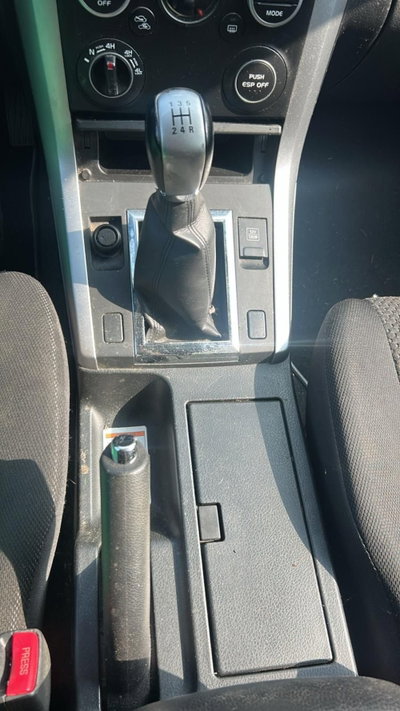 Suzuki Grand Vitara 1.9 DDiS 5 porte Executive (10)