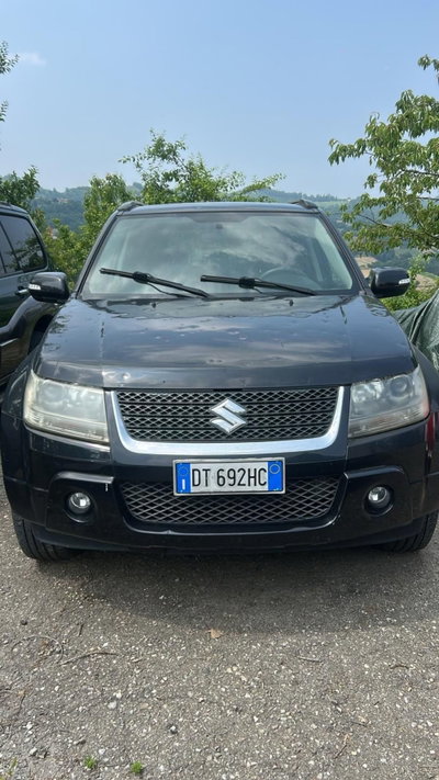 Suzuki Grand Vitara 1.9 DDiS 5 porte Executive (3)