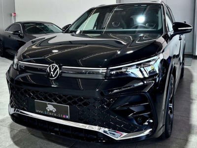 Volkswagen Tiguan 2.0 tdi R-Line 150cv dsg nuova