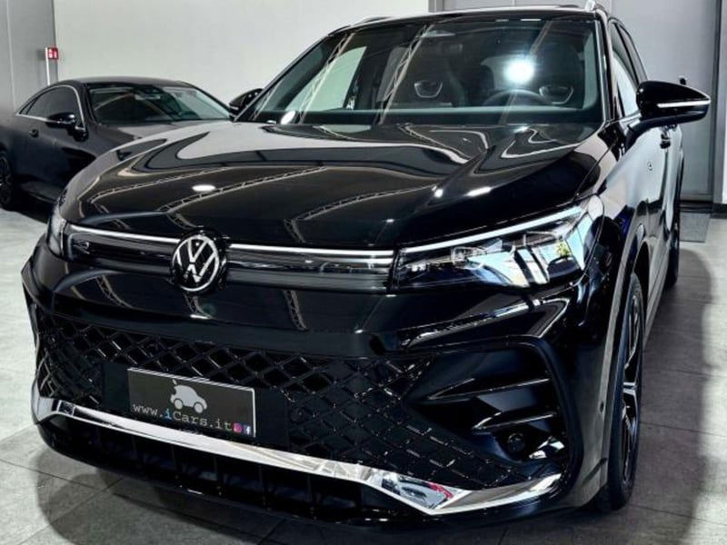 Volkswagen Tiguan 2.0 tdi R-Line 150cv dsg