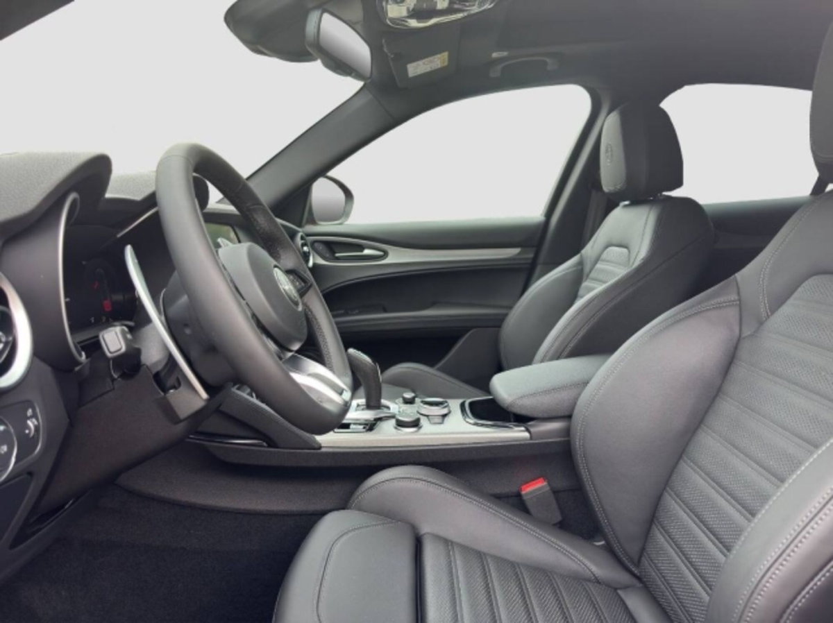 Alfa Romeo Stelvio 2.2 t Veloce Q4 210cv auto (9)
