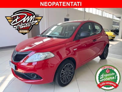 Lancia Ypsilon 1.0 FireFly 5 porte S&S Hybrid Ecochic Gold usata