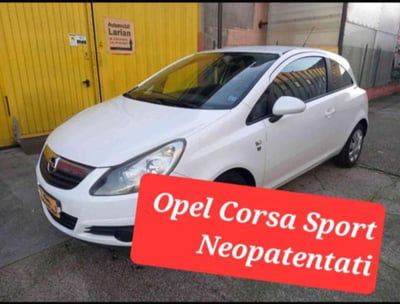 Opel Corsa 1.2 3 porte Sport usata