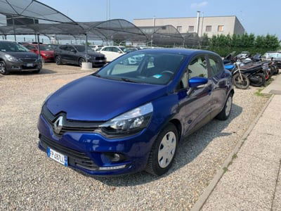 Renault Clio 1.2 75 CV 5 porte Duel2 usata