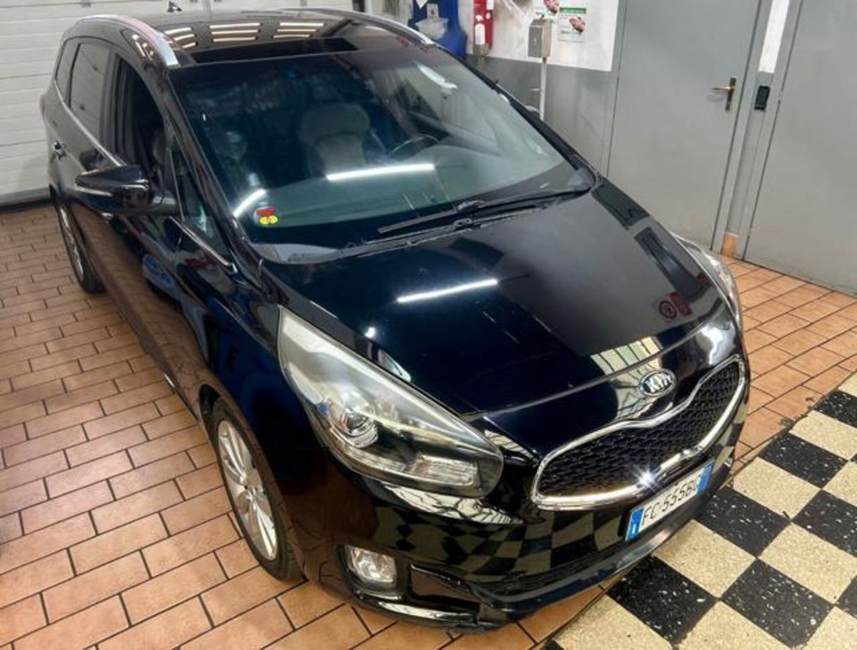 Kia Carens 1.7 CRDi 141 CV DCT Stop&Go high tech (3)