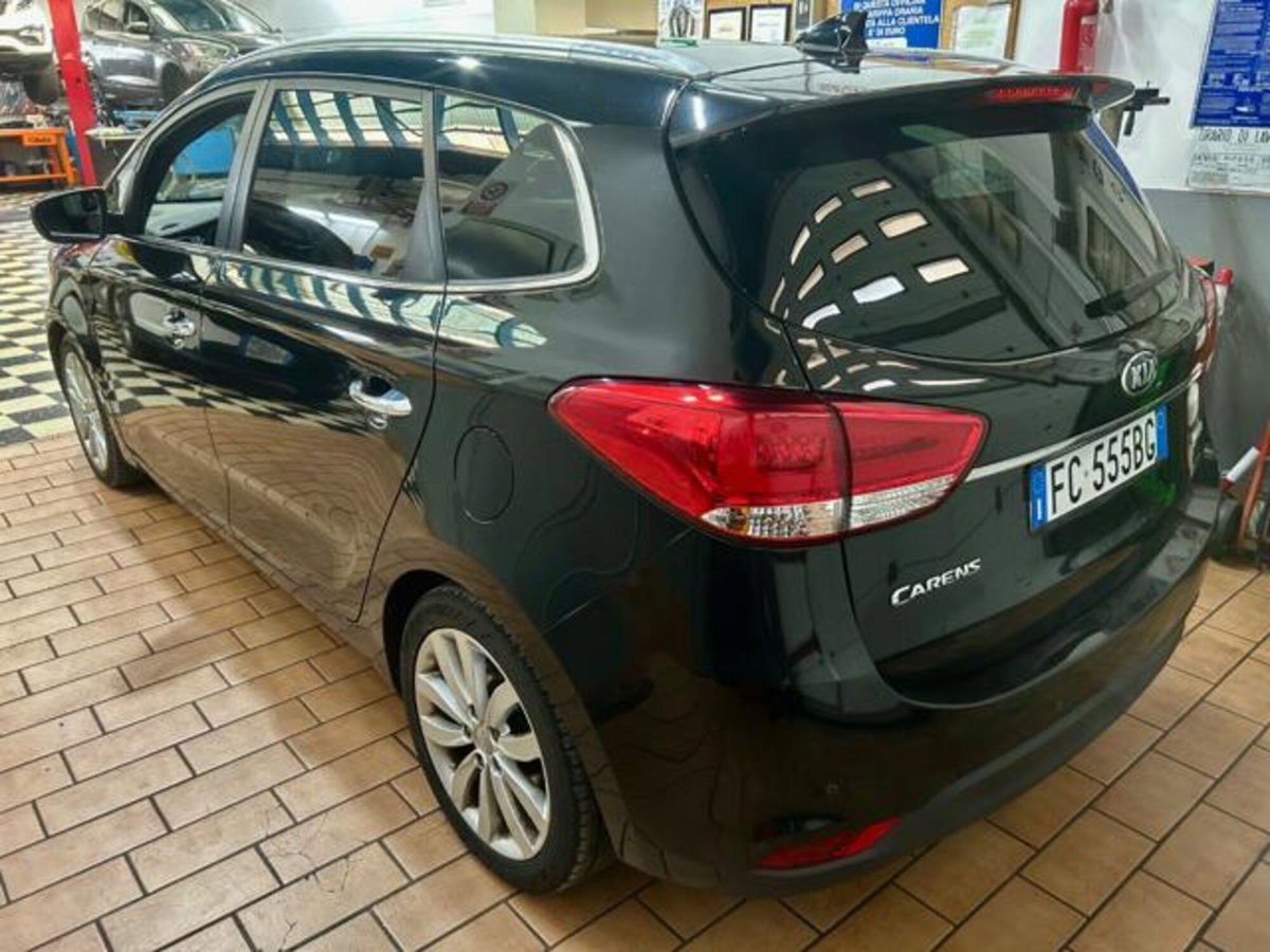 Kia Carens 1.7 CRDi 141 CV DCT Stop&Go high tech (4)