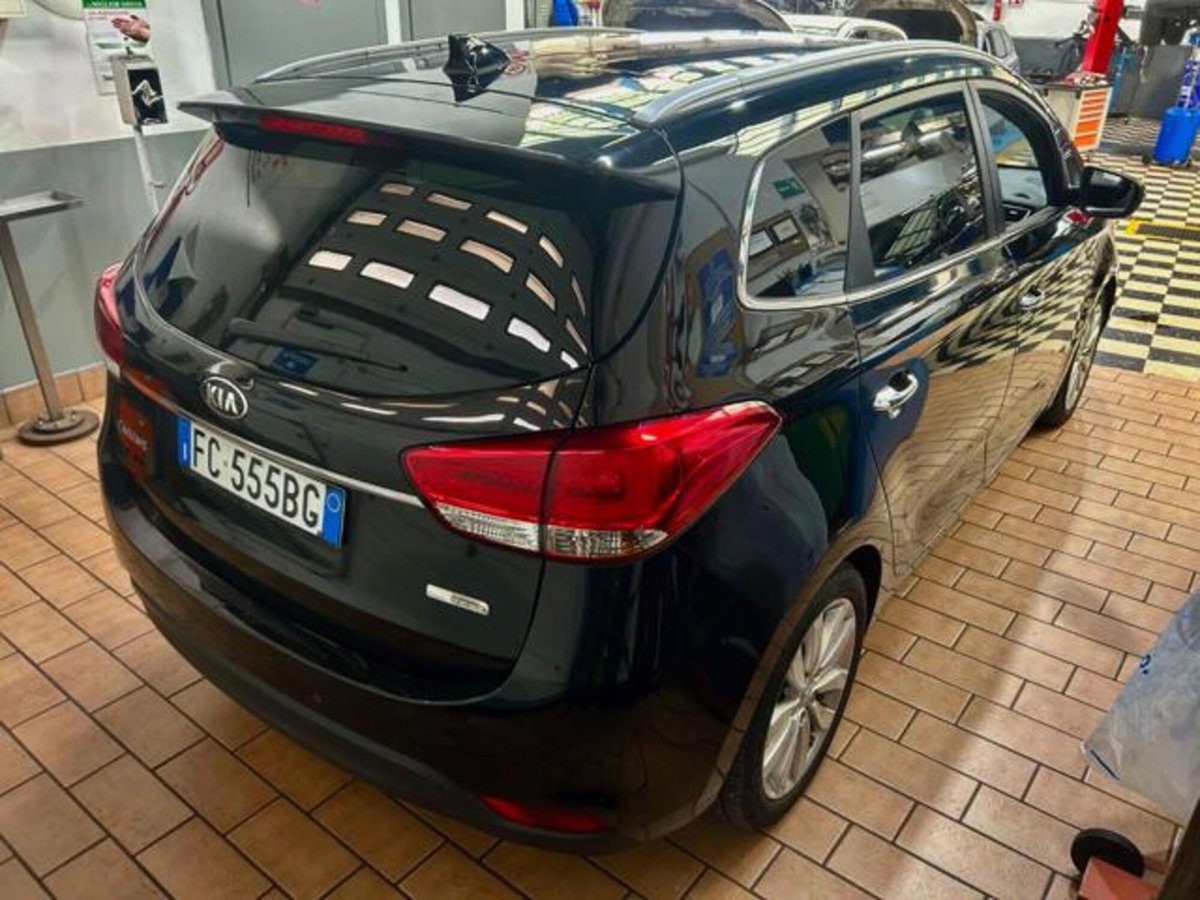 Kia Carens 1.7 CRDi 141 CV DCT Stop&Go high tech (5)