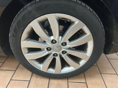 Kia Carens 1.7 CRDi 141 CV DCT Stop&Go high tech (7)
