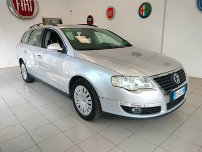 Volkswagen Passat Variant 2.0 16V FSI Comfortline usata