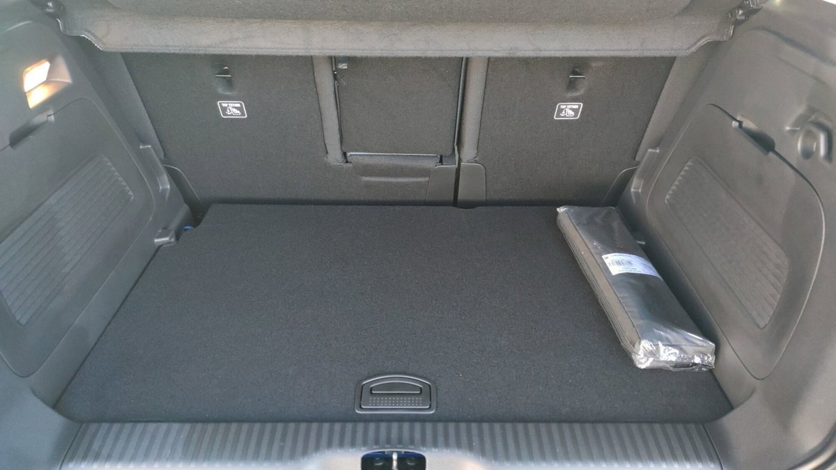 Citroen C3 Aircross BlueHDi 110 S&S Shine Pack (13)