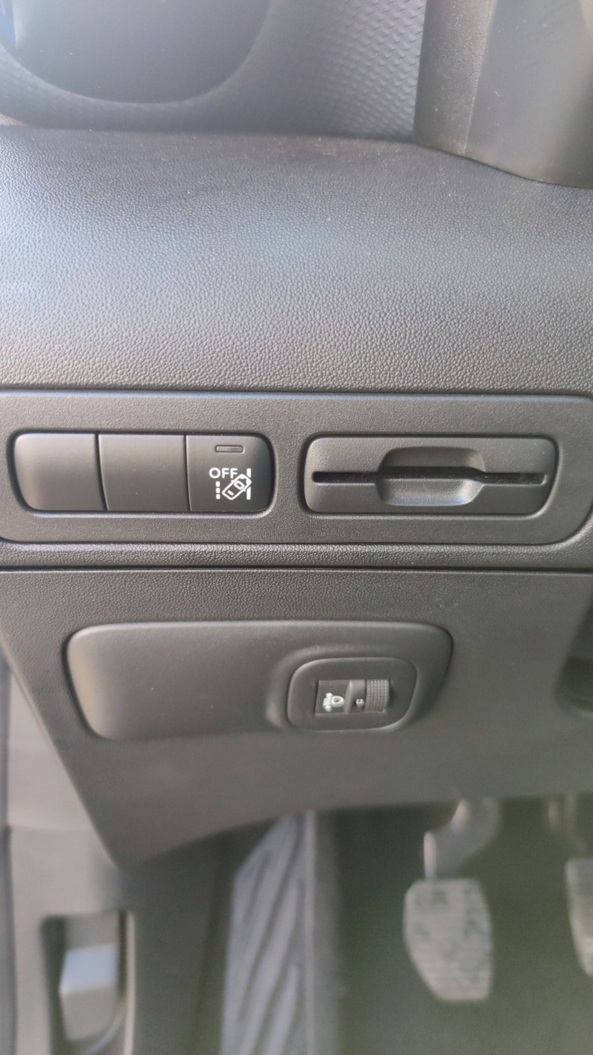 Citroen C3 Aircross BlueHDi 110 S&S Shine Pack (8)