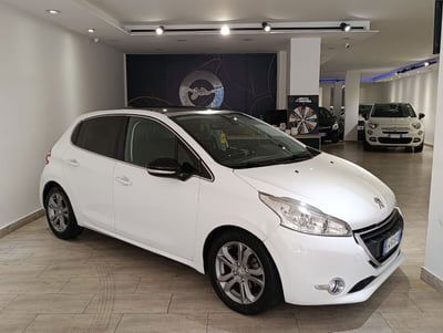 Peugeot 208 VTi 95 CV 5p. GPL Allure usata