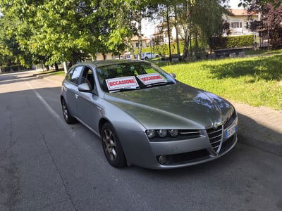 Alfa Romeo 159 SportWagon 2.0 JTDm Sportwagon Distinctive usata
