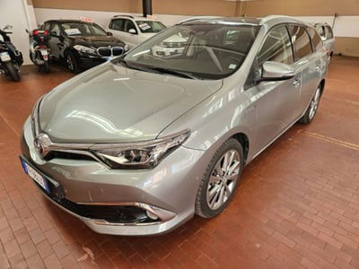 Toyota Auris Station Wagon 1.8 Hybrid Lounge usata