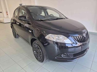 Lancia Ypsilon 1.0 FireFly 5 porte S&S Hybrid Gold Plus usata