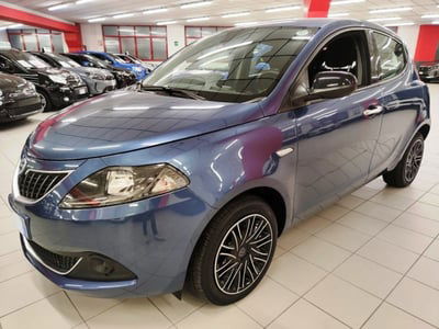 Lancia Ypsilon 1.0 FireFly 5 porte S&S Hybrid Gold Plus usata