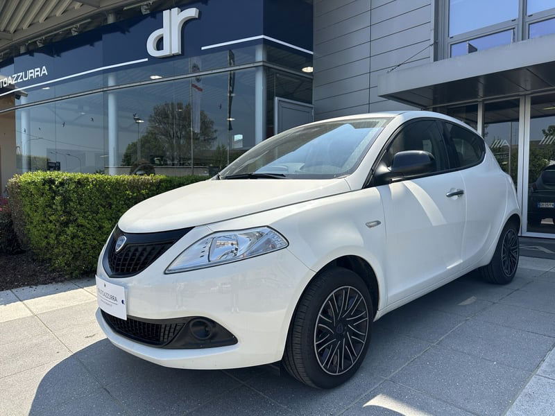 Lancia Ypsilon 1.0 FireFly 5 porte S&S Hybrid Ecochic UnYca
