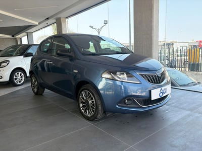 Lancia Ypsilon 1.0 FireFly 5 porte S&S Hybrid Gold Plus usata