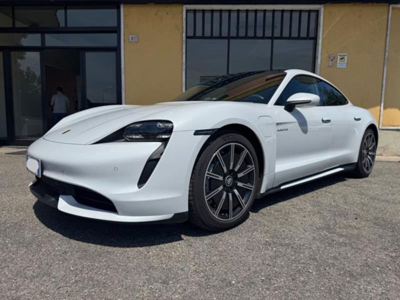 Porsche Taycan Turbo