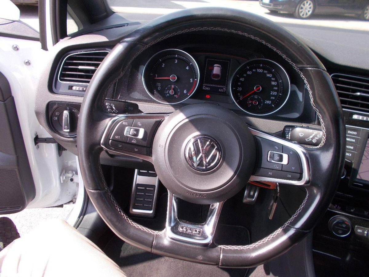 Volkswagen Golf GTD 2.0 TDI 5p. BlueMotion Technology (19)