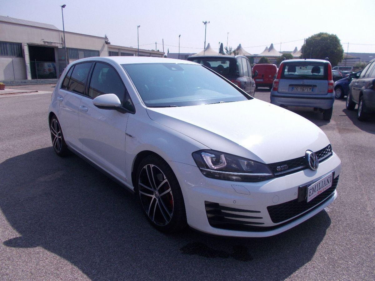 Volkswagen Golf GTD 2.0 TDI 5p. BlueMotion Technology (9)