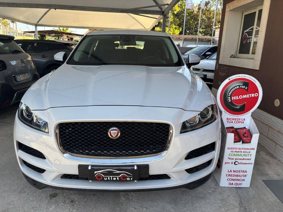 Jaguar F-Pace 2.0 D 180 CV AWD aut. Prestige (2)
