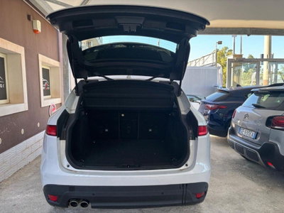 Jaguar F-Pace 2.0 D 180 CV AWD aut. Prestige (7)