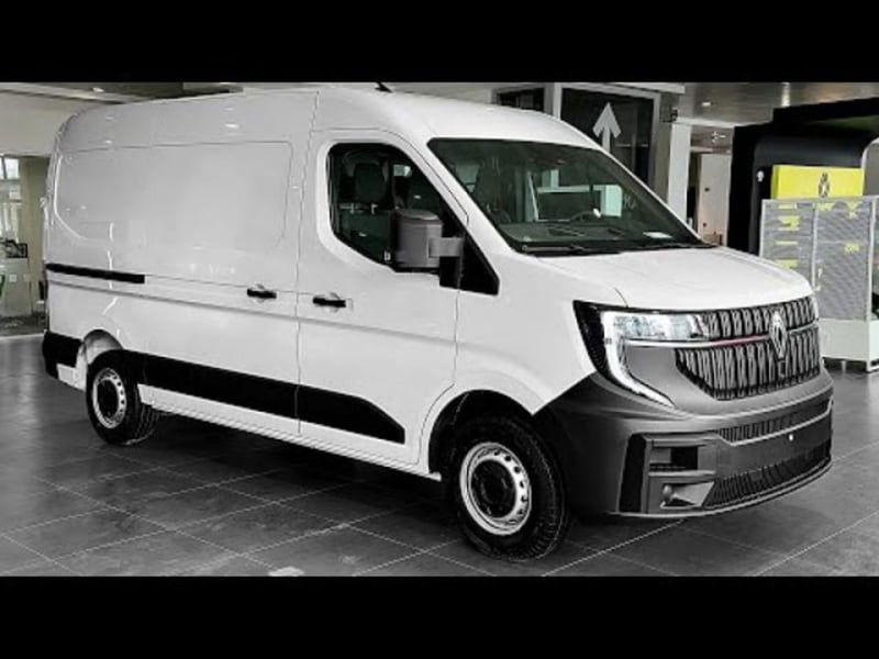 Renault Master Furgone T35 2.0 blue dci 105cv L3H2