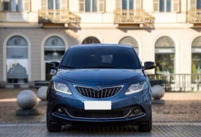 Lancia Ypsilon 1.0 FireFly 5 porte S&S Hybrid Gold Plus nuova