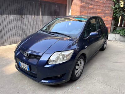 Toyota Auris 1.4 D-4D 3 porte Sol usata
