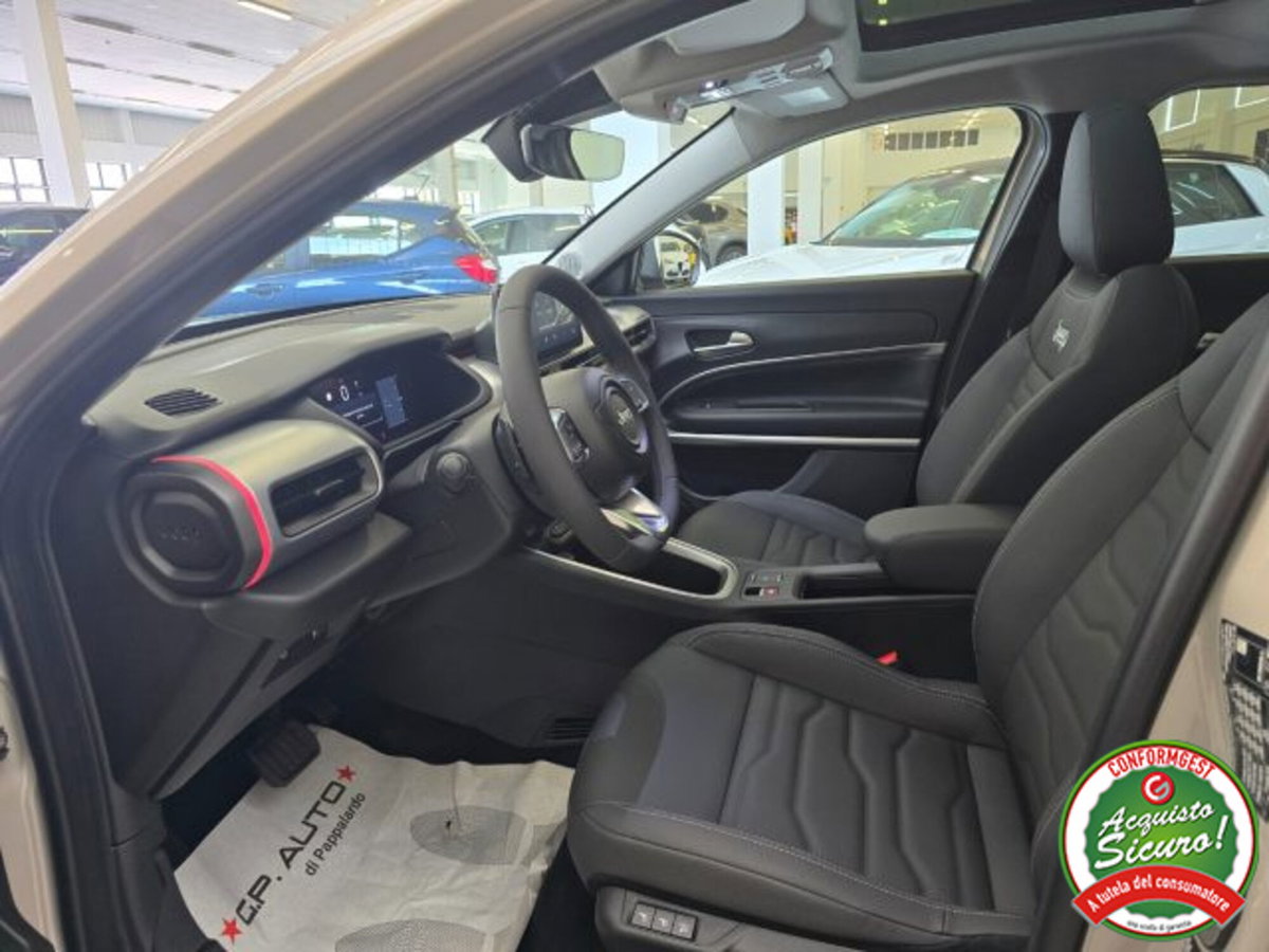 Jeep Avenger 1.2 turbo Summit fwd 100cv (14)