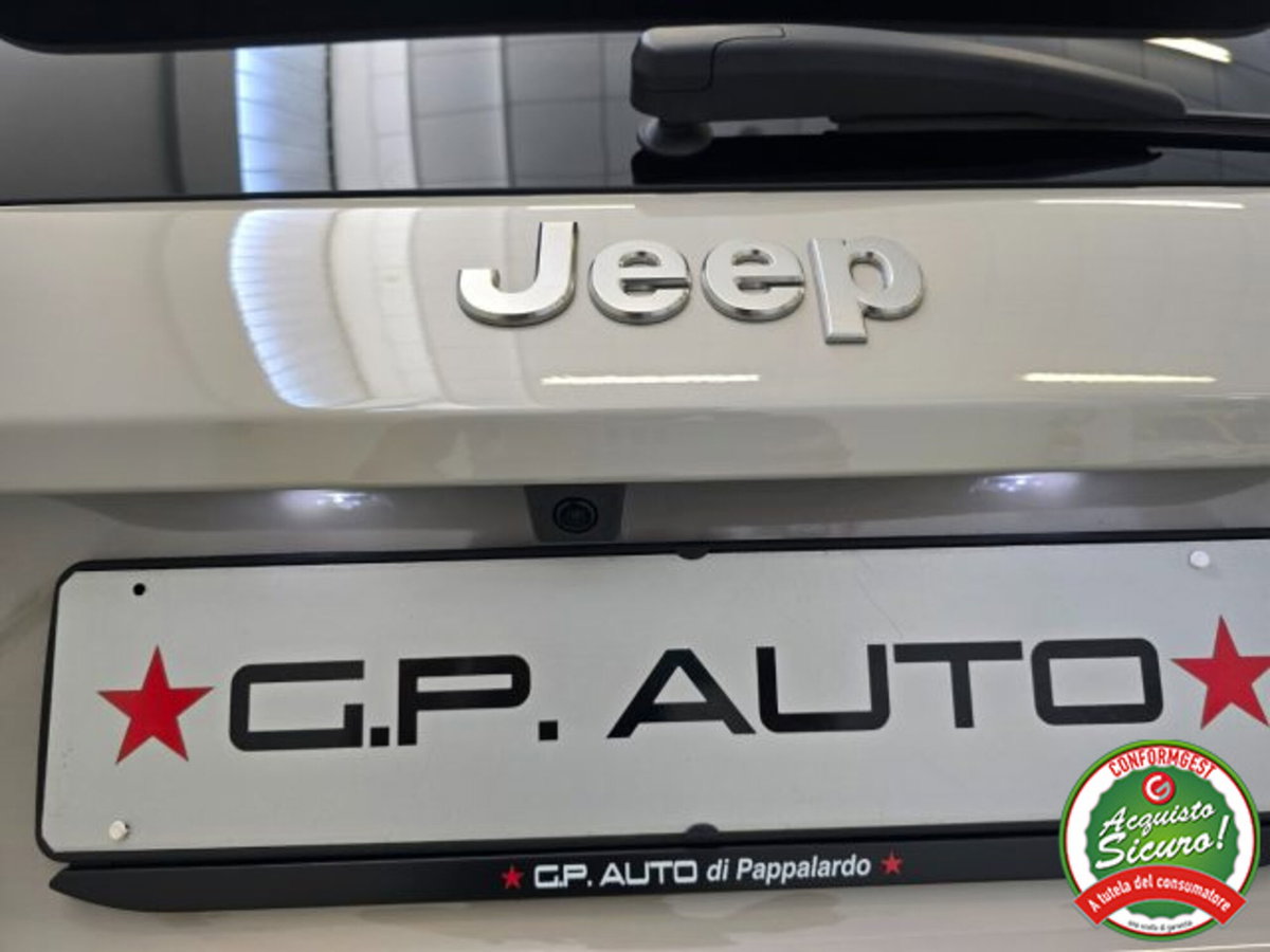 Jeep Avenger 1.2 turbo Summit fwd 100cv (8)