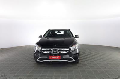 Mercedes-Benz CLA Shooting Brake 180 Executive usata